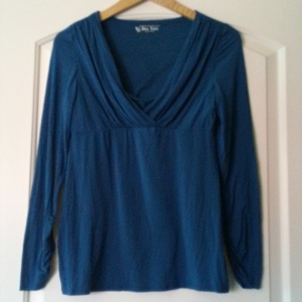 Victoria Secret (large) long sleeve top